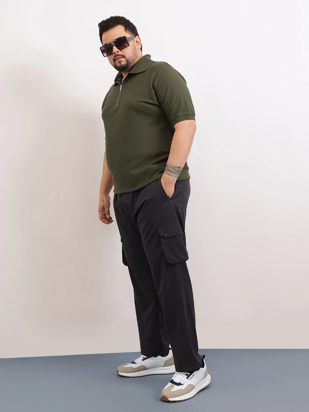Interlock Zipper Knitted Polo T-shirt - Image 15